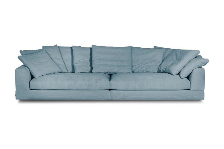 In picture: Easy 4. Fabric: Wave 200.