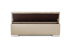 In picture: bedbox Windsor.