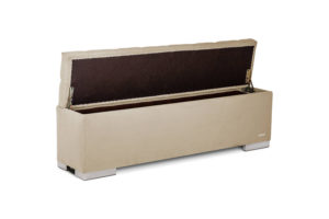 In picture: bedbox Windsor.