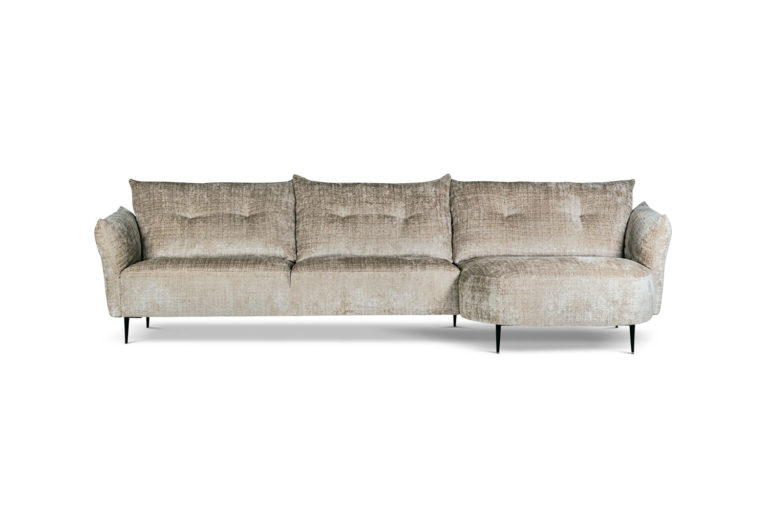 In picture: Calista 4 DIV Right. Fabric: Urban 3414. Leg: 15, matte black.