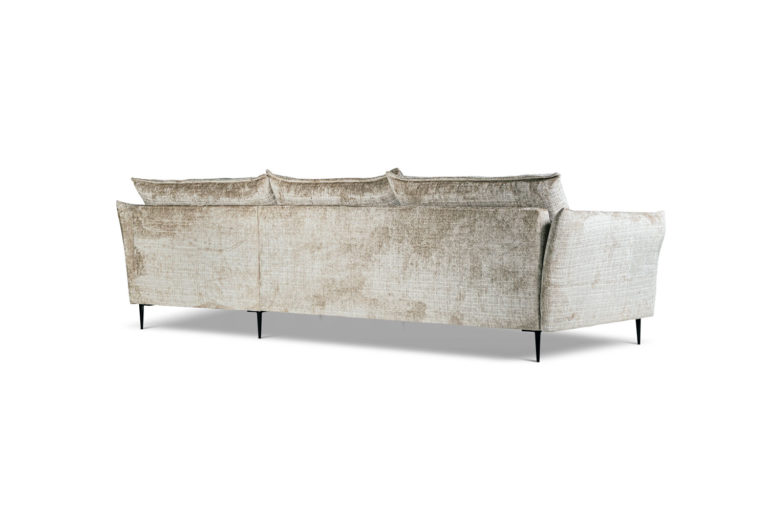 In picture: Calista 4 DIV Right. Fabric: Urban 3414. Leg: 15, matte black.