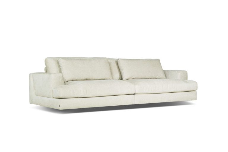 In picture: Cadenza 3LC. Fabric: Sense 4001.