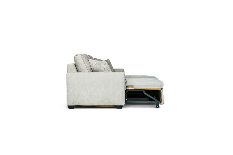 In picture: Bergen 3 DIV Right. Fabric: Nuevo 4682. Leg: 36, black.