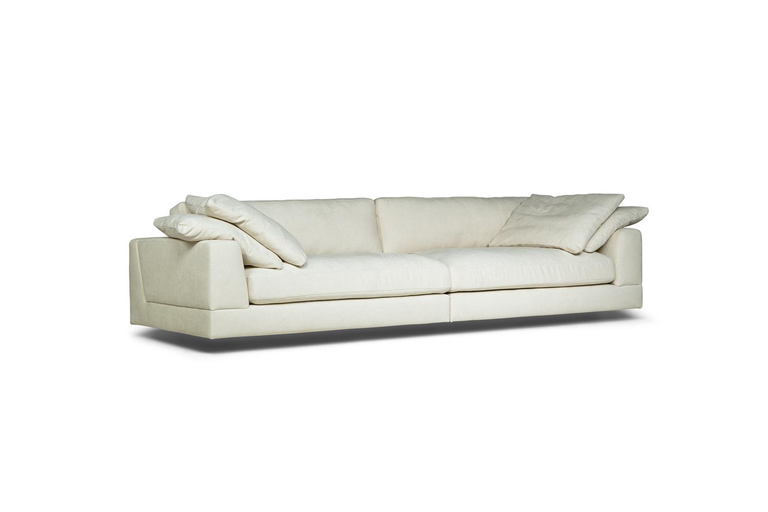 In picture: Infinity 4. Fabric: Shaff 1102.