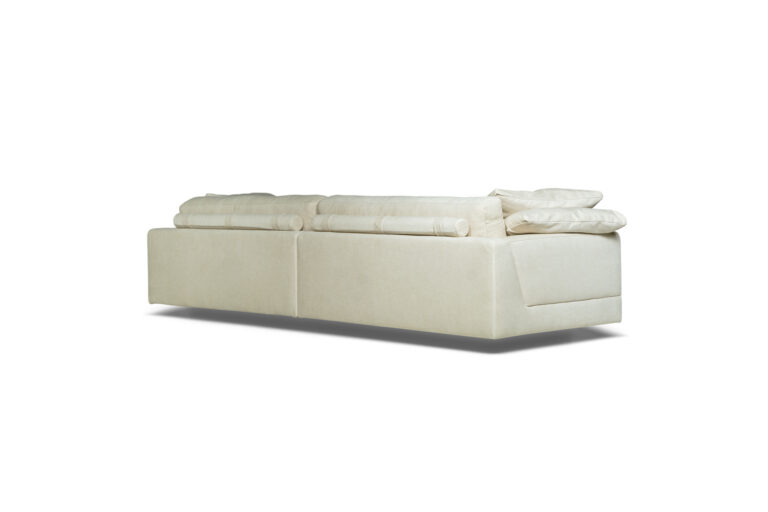 In picture: Infinity 4. Fabric: Shaff 1102.