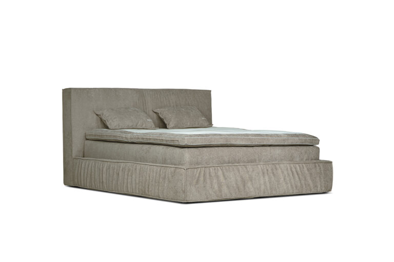 In picture: Compact Sway. Fabric: Shaff 1109.