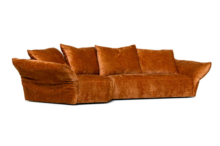 In picture: Eularia Lounger 160 Left. Fabric: Jazz 3152.