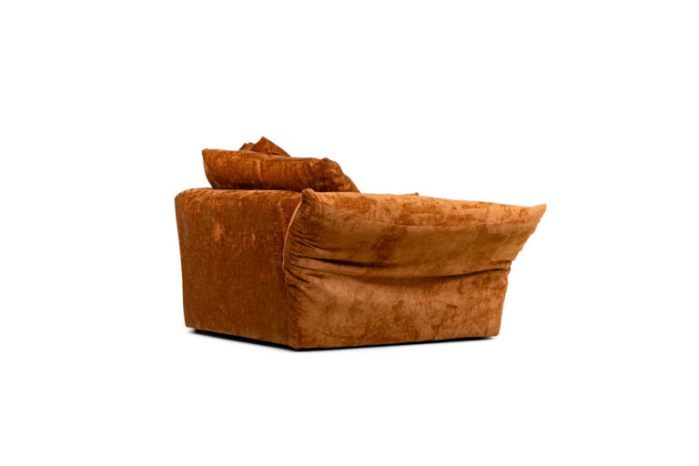 In picture: Eularia Lounger 160 Left. Fabric: Jazz 3152.