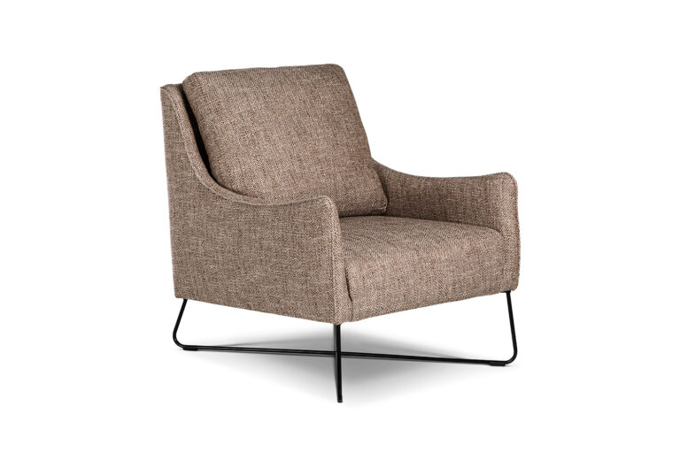 In picture: Chill chair. Fabric: Uralis 2011. Leg: Chill metal leg.