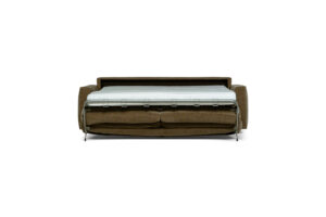 In picture: Vela 3. Fabric: Noom 2726.