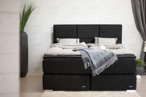 In picture: Continental Diamond. Fabric: Cortina 6099. Headboard: Diamond. Leg: 6, white